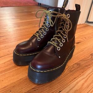 Dr. Martens Jadon Max Boot